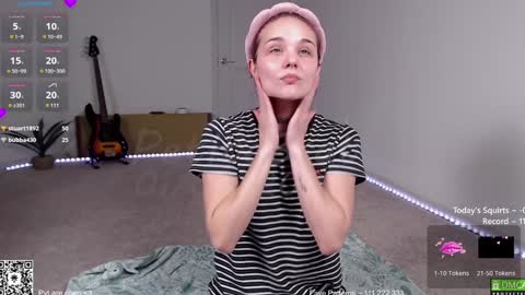 PiperAvery online show from January 8, 11:30 pm