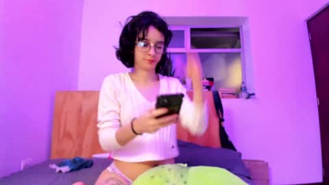 Lunna online show from January 1, 2:51 am