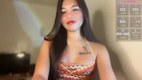 Snapshot of petitegirlx69 chatting on January 7, 9:25 pm miss lisa online show from January 7, 9:25 pm