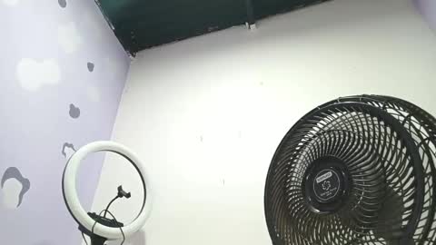 danna online show from January 21, 1:29 am