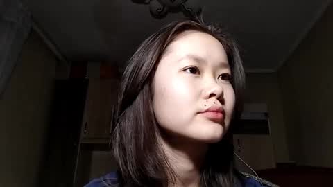 Snapshot of petronilayoshimori chatting on November 24, 12:05 pm Hello Viola here online show from November 24, 12:05 pm