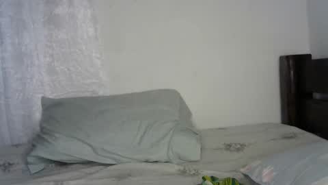 pettite_cora1 online show from November 9, 4:38 pm