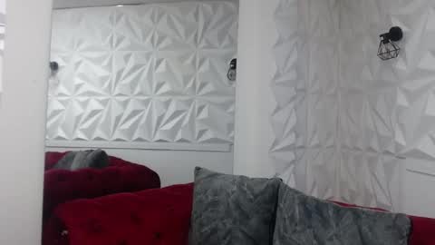 Moon  online show from October 29, 11:56 am