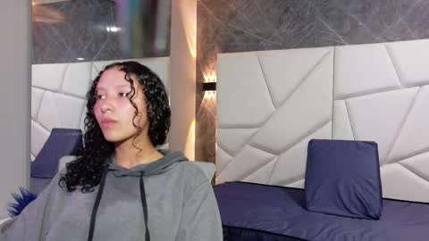 Moon  online show from November 21, 11:09 am