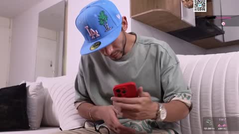 phantom_bigger1 online show from January 27, 1:30 pm