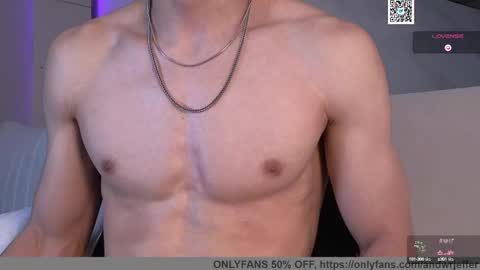 phantom_bigger1 online show from February 21, 5:42 pm