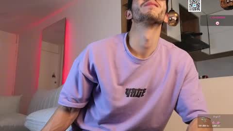 phantom_bigger1 online show from February 25, 11:41 am