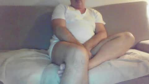 Phil online show from December 9, 9:05 pm