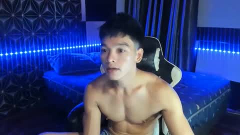 AJ online show from February 6, 2:37 pm