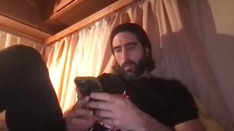 Phill online show from December 1, 4:28 am