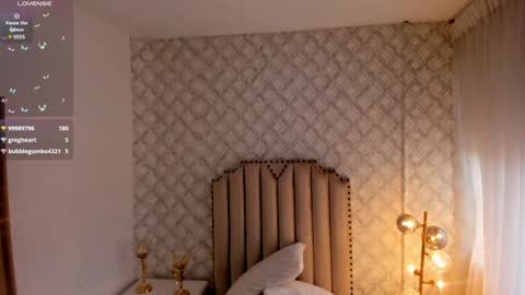    online show from December 9, 5:41 pm