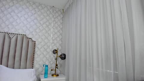    online show from January 3, 5:31 pm