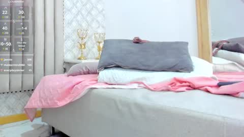    online show from February 25, 2:33 pm