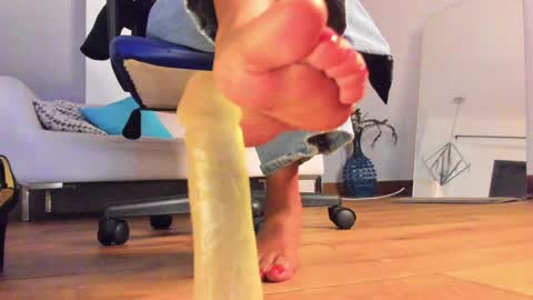    Special Couple Show - WELCOME TO XMAS   5 and 6 December  - 2 at 8 pm COL hour online show from December 21, 1:04 am