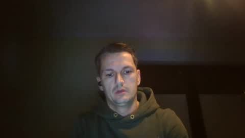 Snapshot of piercingsxxx chatting on December 5, 4:01 pm piercingsxxx online show from December 5, 4:01 pm