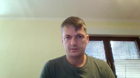 Snapshot of piercingsxxx chatting on November 19, 7:52 am piercingsxxx online show from November 19, 7:52 am