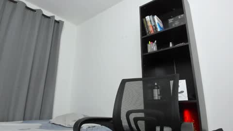 Pierre online show from January 26, 11:50 pm