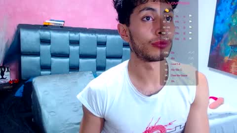 Snapshot of piggy_eddy chatting on December 9, 12:12 am Eddy Brock... Its a pleasure to talk to... online show from December 9, 12:12 am