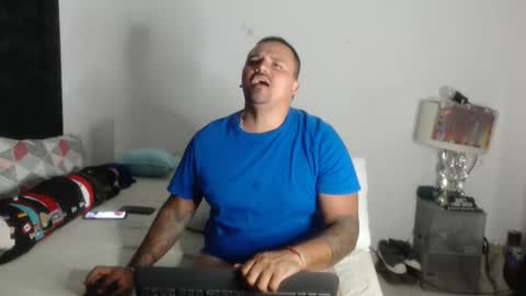 pikoro_gomez online show from March 4, 5:53 am