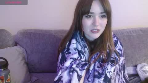 PilloGoddess online show from March 5, 8:32 am