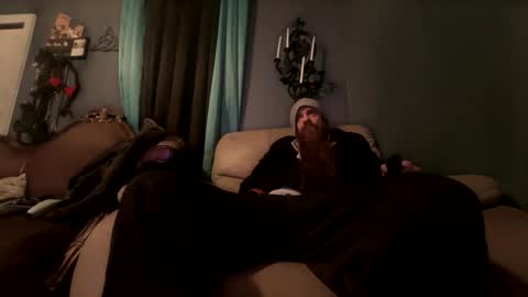 pillowhumpboy212 online show from December 1, 8:30 am