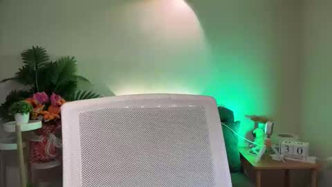 Hot Feb online show from September 30, 2:16 am