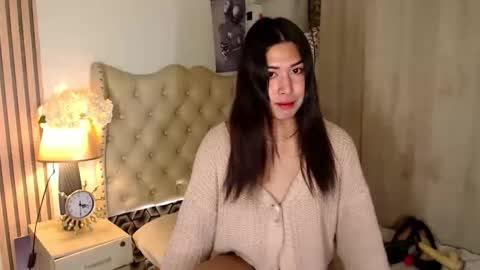 Ivy Morningstar online show from January 9, 6:04 pm