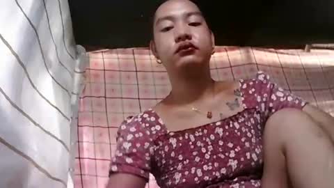 Snapshot of pinay_janella10 chatting on October 6, 3:37 am pinay_janella10 online show from October 6, 3:37 am