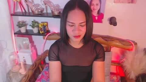 pinay_shawnx online show from February 2, 12:13 pm