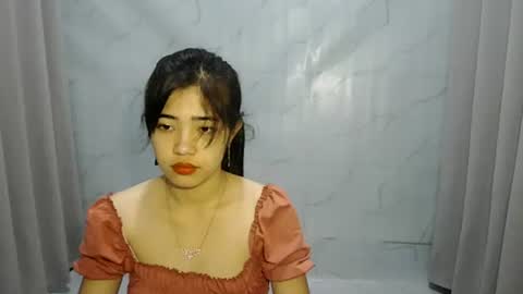 Snapshot of pinaycutie_sylvia chatting on November 21, 11:14 pm Via online show from November 21, 11:14 pm