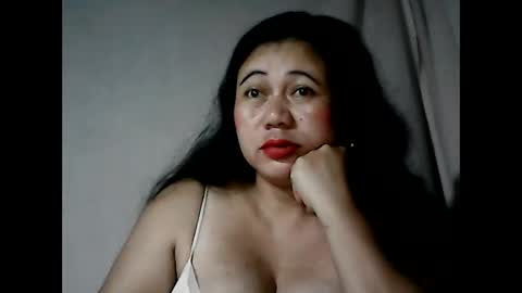 pinaymama12345 online show from December 20, 10:54 pm