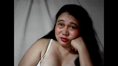 pinaymama12345 online show from October 13, 10:54 pm