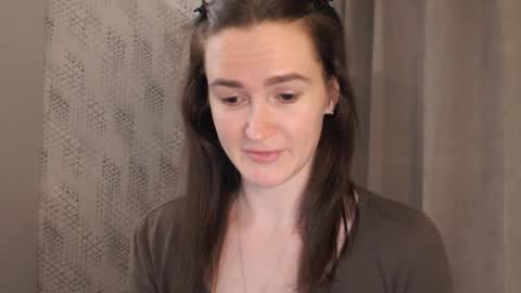       online show from February 1, 5:26 pm