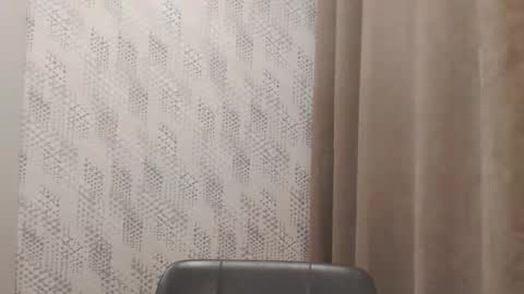       online show from February 3, 5:46 pm