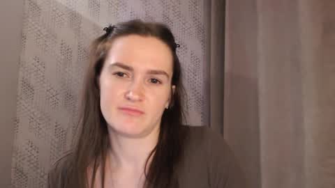       online show from February 4, 6:17 pm