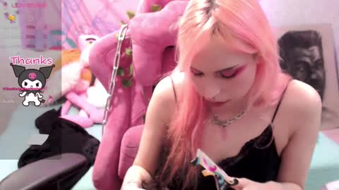 Nancy online show from March 1, 1:43 am