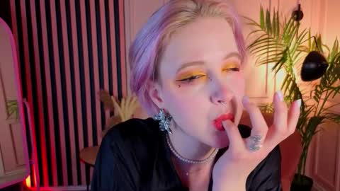 Luna online show from November 22, 6:12 am