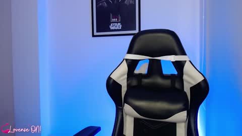 Snapshot of pinkcatlive chatting on December 27, 10:16 pm Emily online show from December 27, 10:16 pm