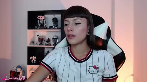 Snapshot of pinkcatlive chatting on February 26, 8:33 pm Emily online show from February 26, 8:33 pm