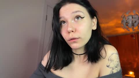 pinkdollylovv online show from January 4, 6:40 pm