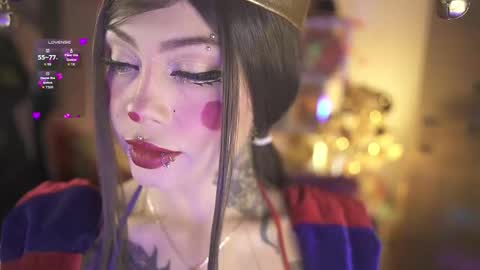 LUISA online show from November 5, 11:10 am