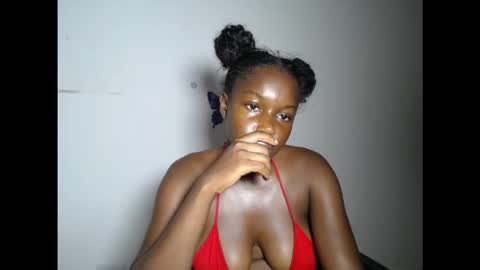 pinkykiki_247 online show from November 25, 9:04 pm