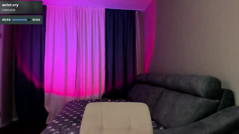 miko     online show from December 9, 8:23 pm