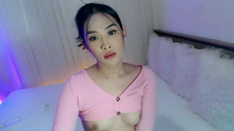 Snapshot of piroulita chatting on February 22, 12:08 pm Ari online show from February 22, 12:08 pm