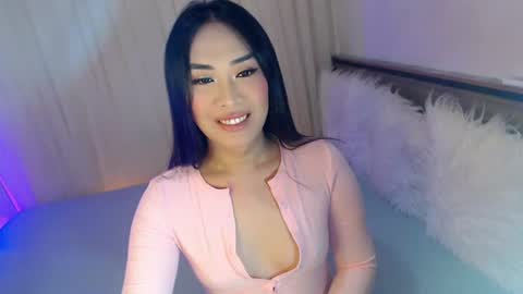 Snapshot of piroulita chatting on October 22, 10:59 am Ari online show from October 22, 10:59 am