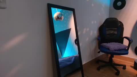 Dani online show from December 16, 2:27 am