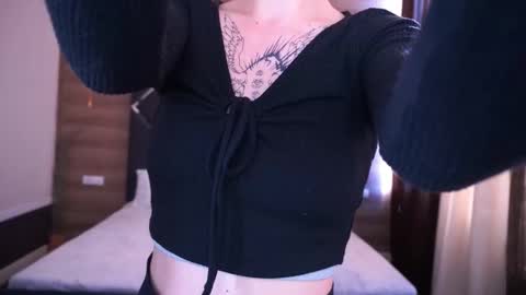 Snapshot of pixiepeachh chatting on September 26, 1:04 pm pixiepeachh online show from September 26, 1:04 pm