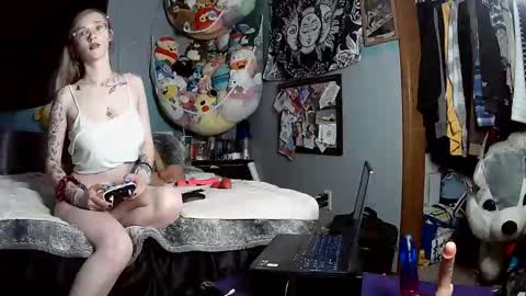 Princess online show from November 9, 8:01 am