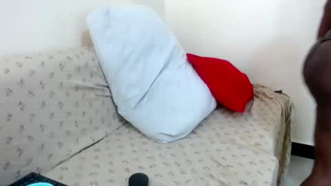 pixietease1 online show from October 12, 12:42 am