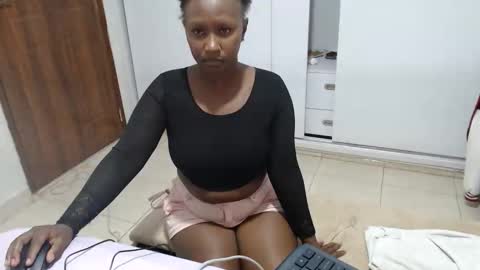 pixietease1 online show from November 10, 1:26 am